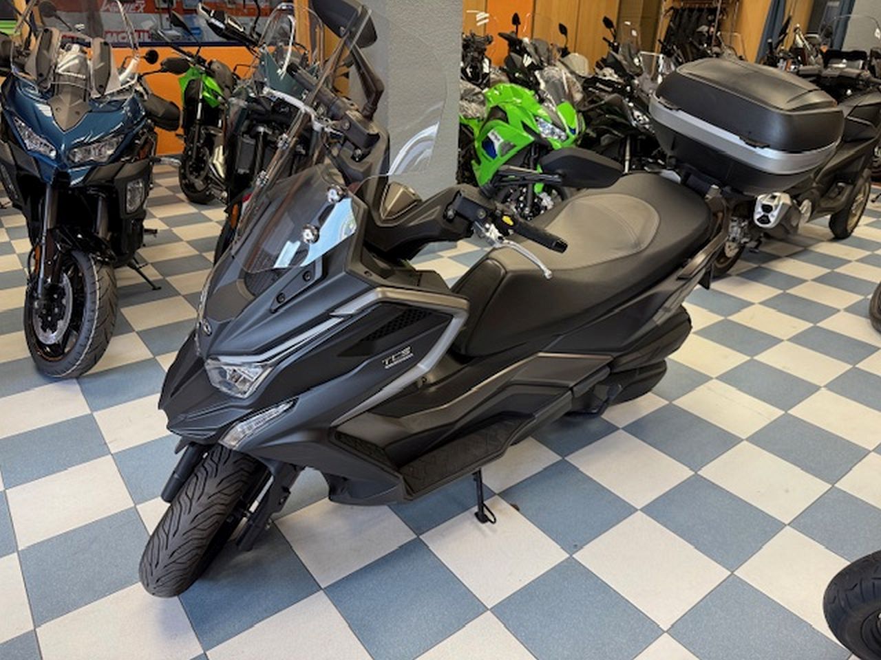 KYMCO DTX 350 KYMCO DTX 350