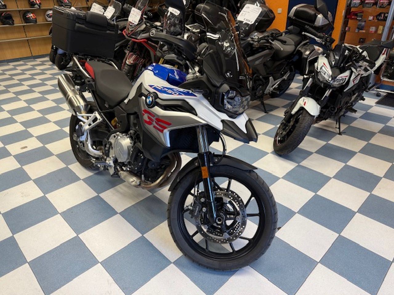 KAWASAKI Ninja 125 PERFORMANCE