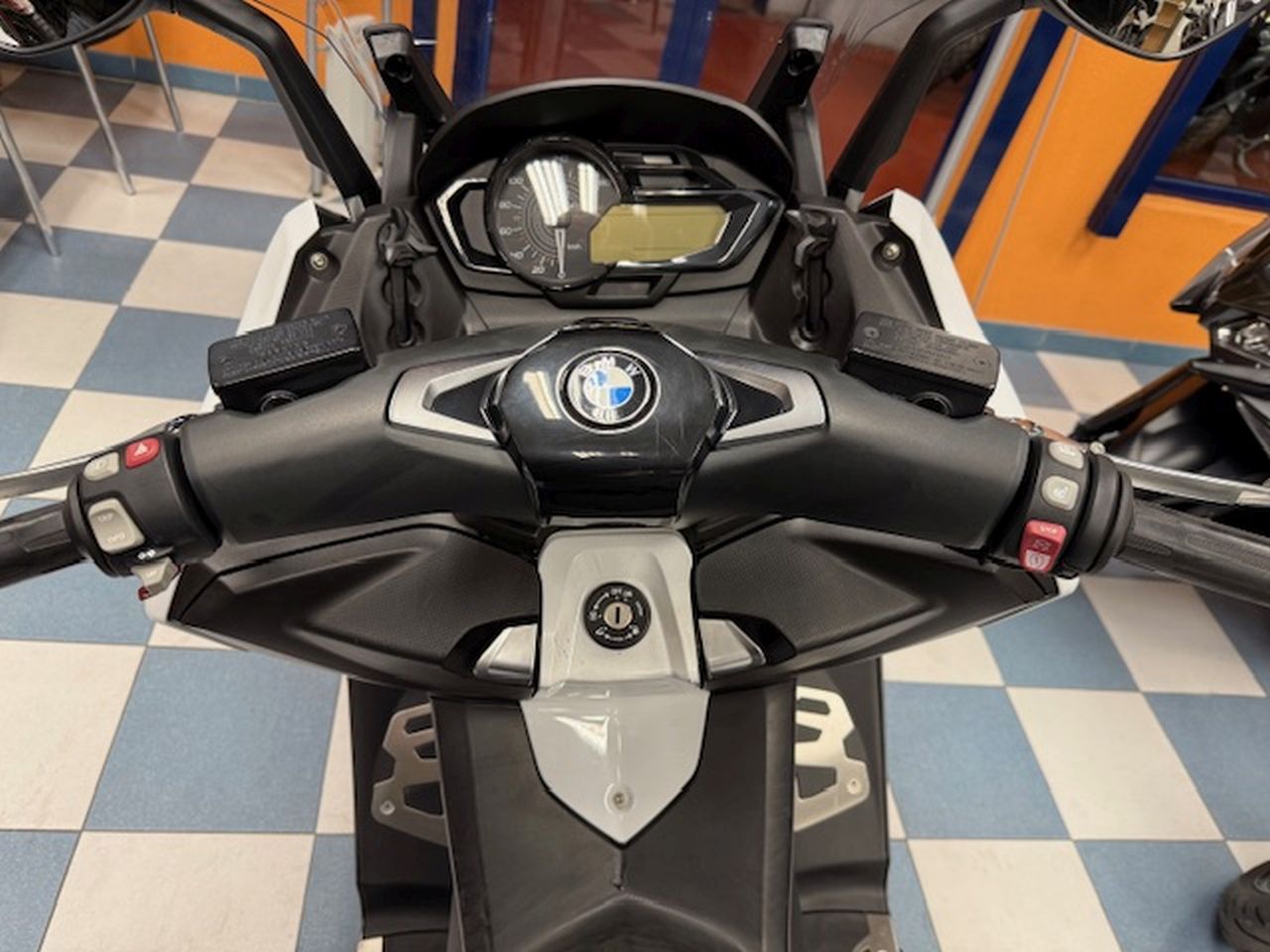 BMW C 650 Sport BMW C 650 Sport