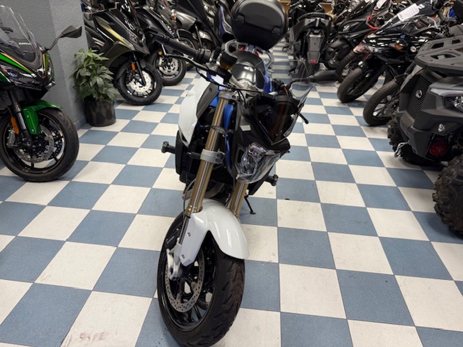 BMW F800 R BMW F800 R