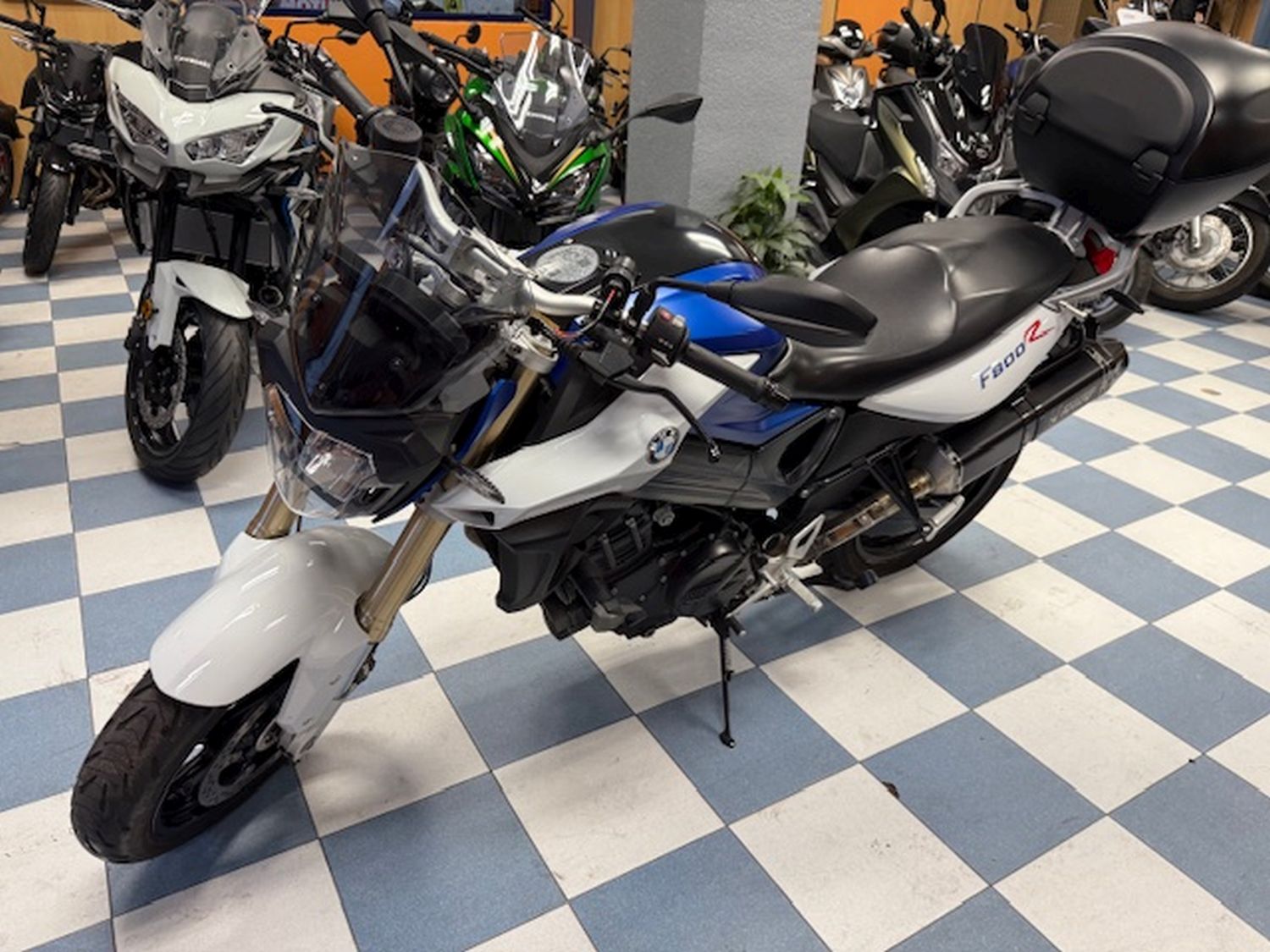 BMW F800 R BMW F800 R