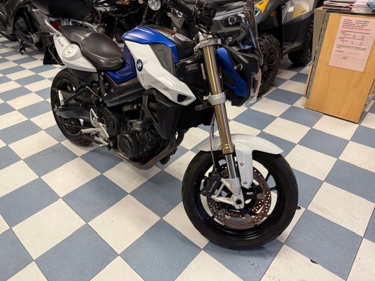 BMW F800 R BMW F800 R