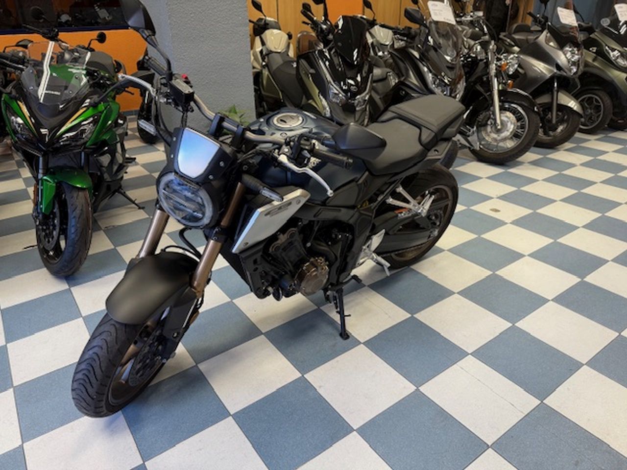 HONDA CB 650 R HONDA CB 650 R