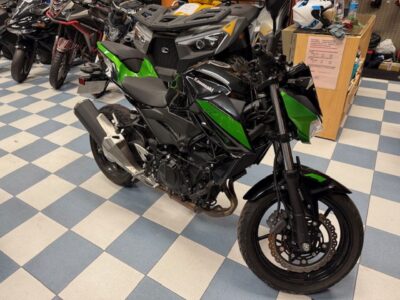 KAWASAKI Z400