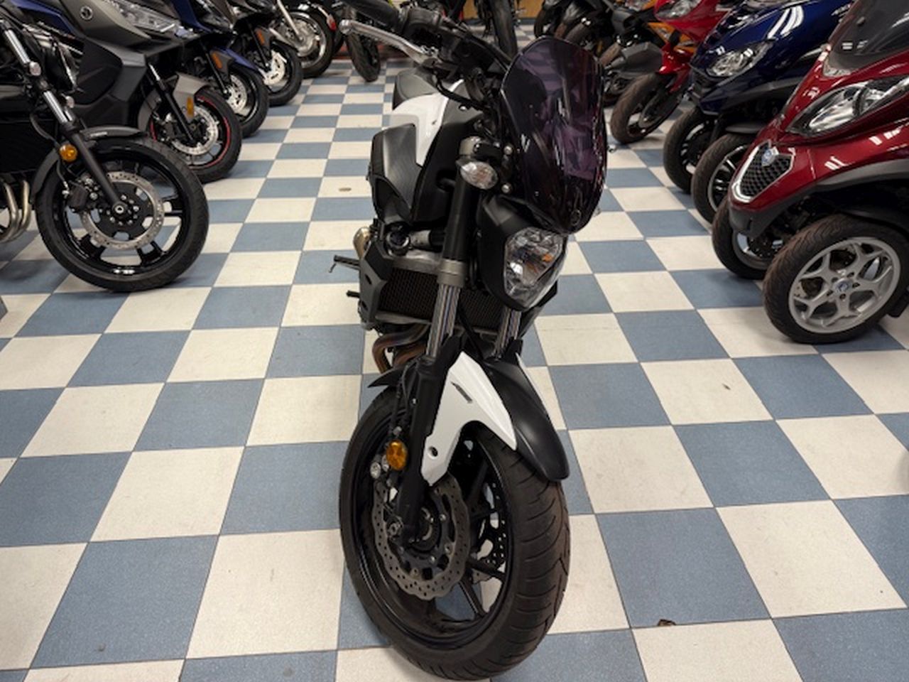 YAMAHA MT 07 ABS YAMAHA MT 07 ABS
