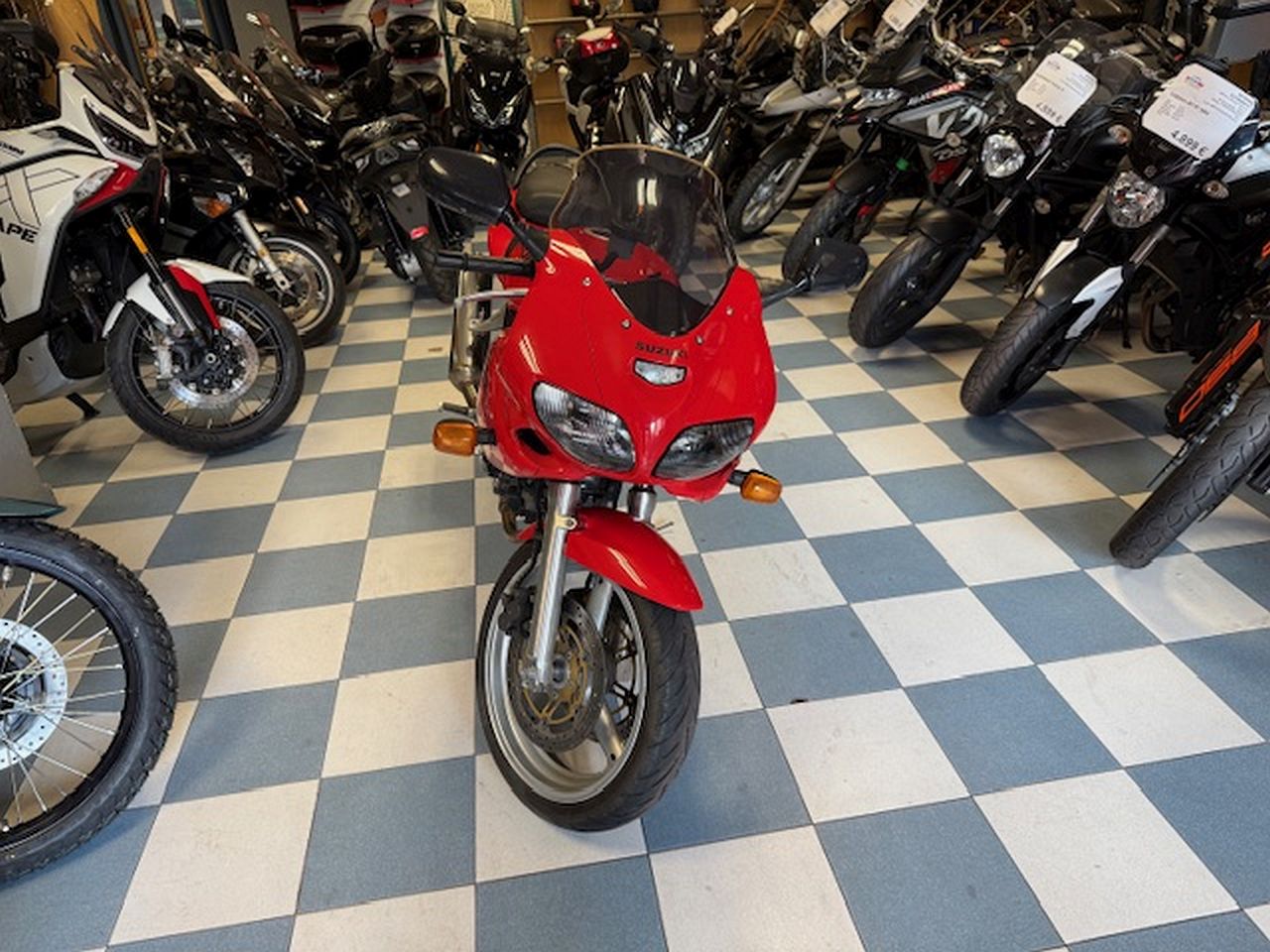 SUZUKI SV 650 SUZUKI SV 650