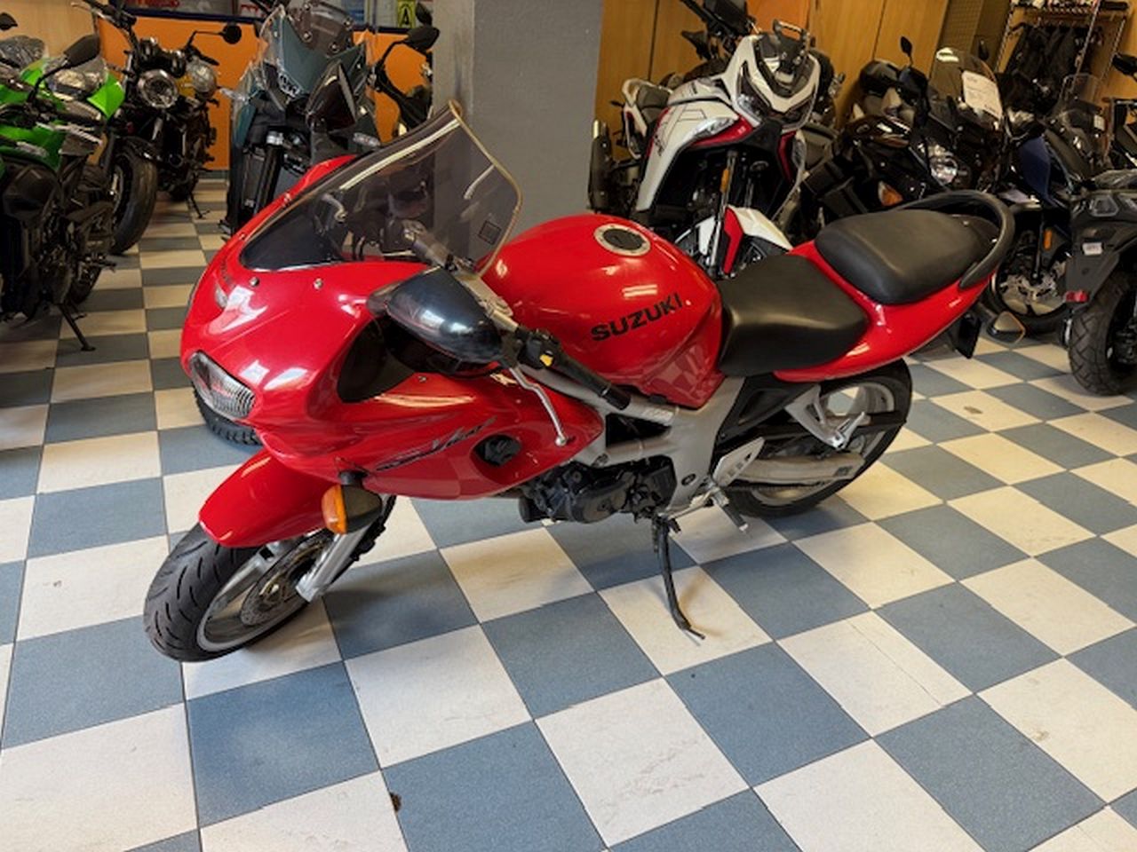 SUZUKI SV 650 SUZUKI SV 650