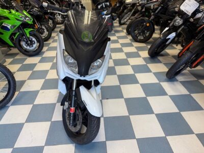 YAMAHA XMAX 125 ABS