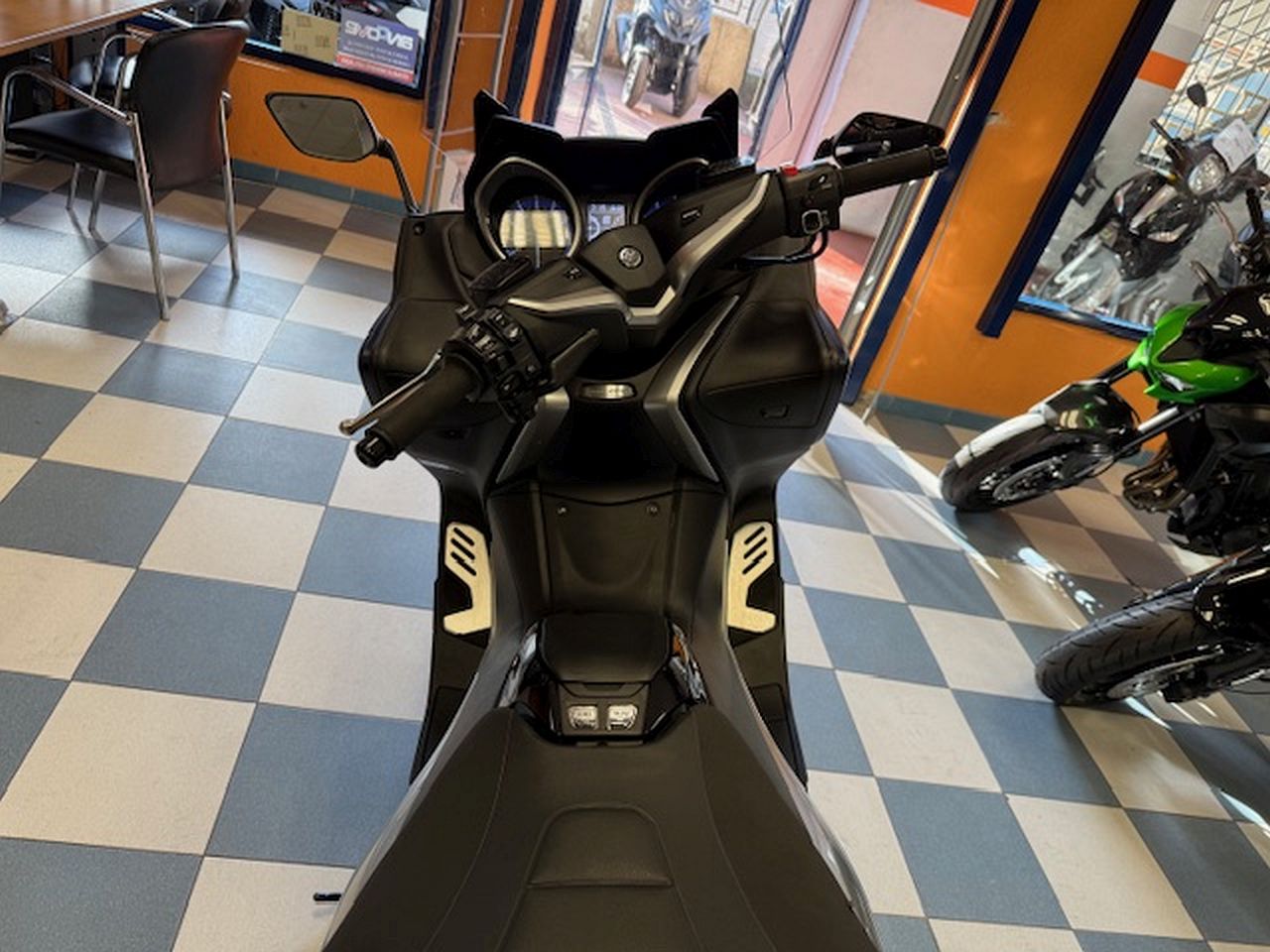 YAMAHA T-MAX 530 ABS DX YAMAHA T-MAX 530 ABS DX
