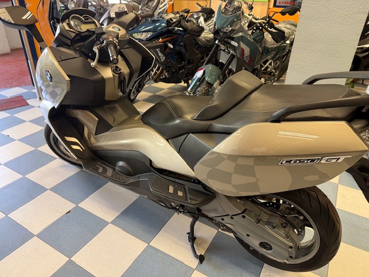 BMW C 650 GT BMW C 650 GT