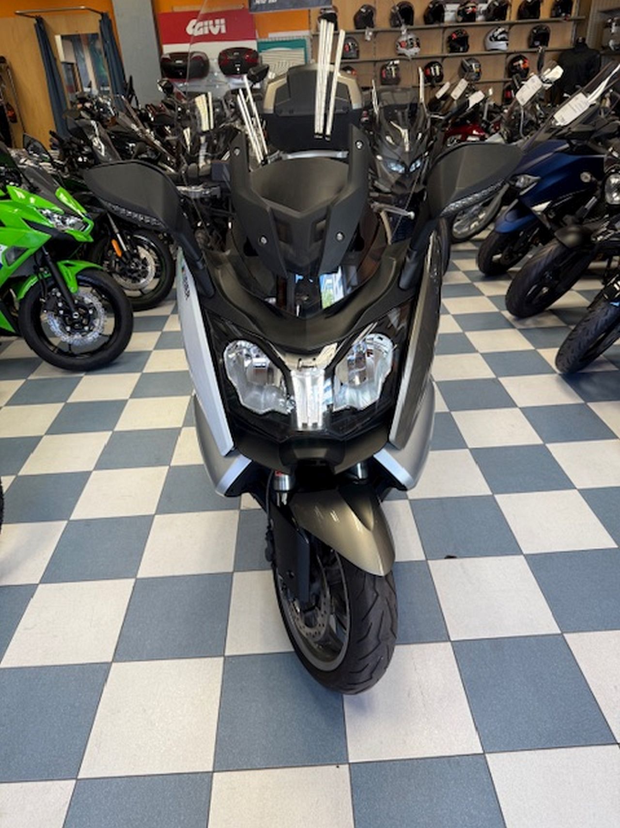 BMW C 650 GT BMW C 650 GT
