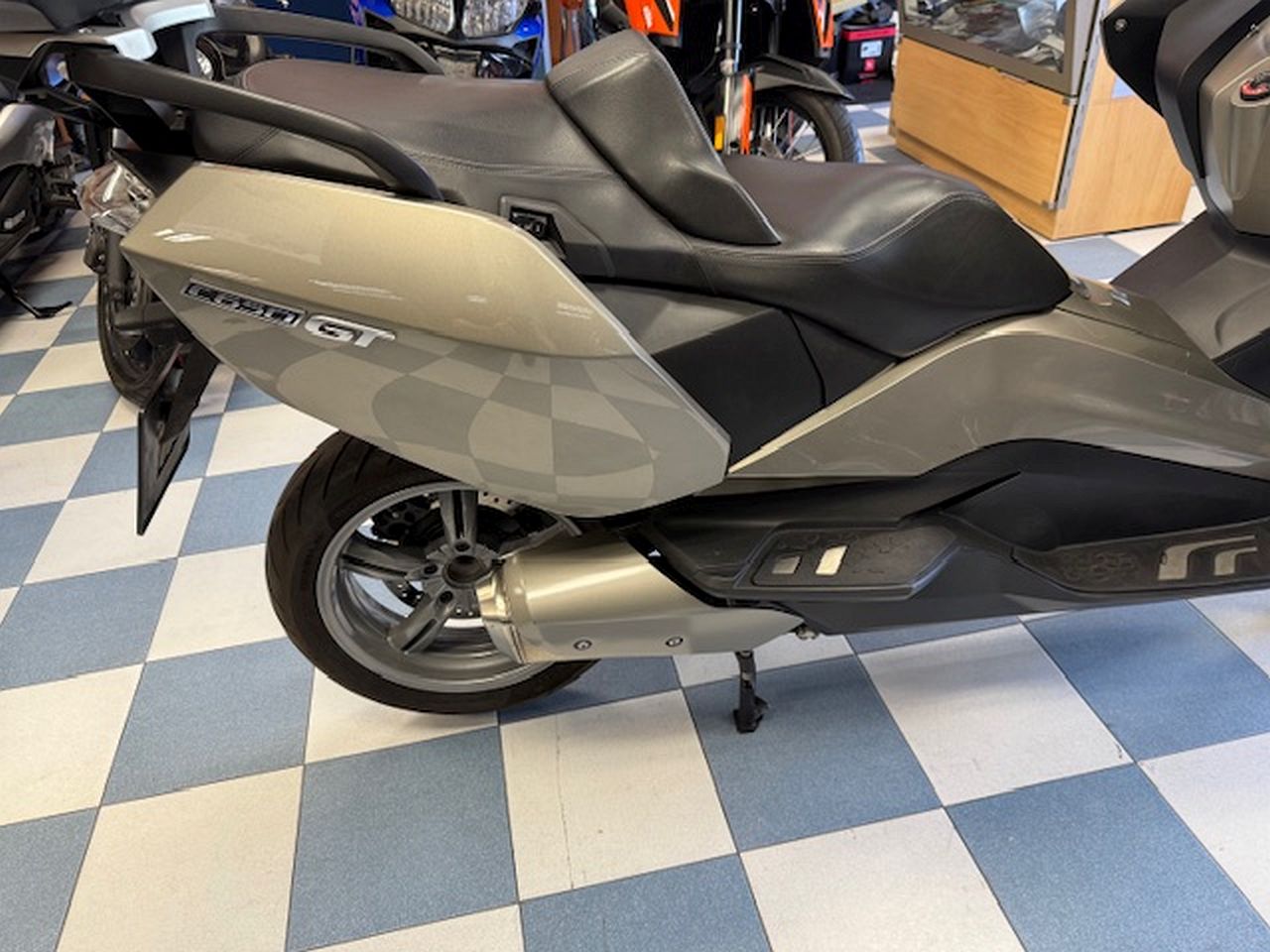 BMW C 650 GT BMW C 650 GT