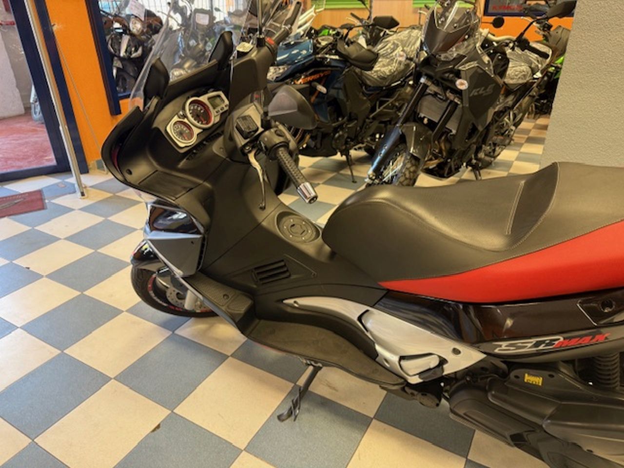 Aprilia SR Max 125 Aprilia SR Max 125
