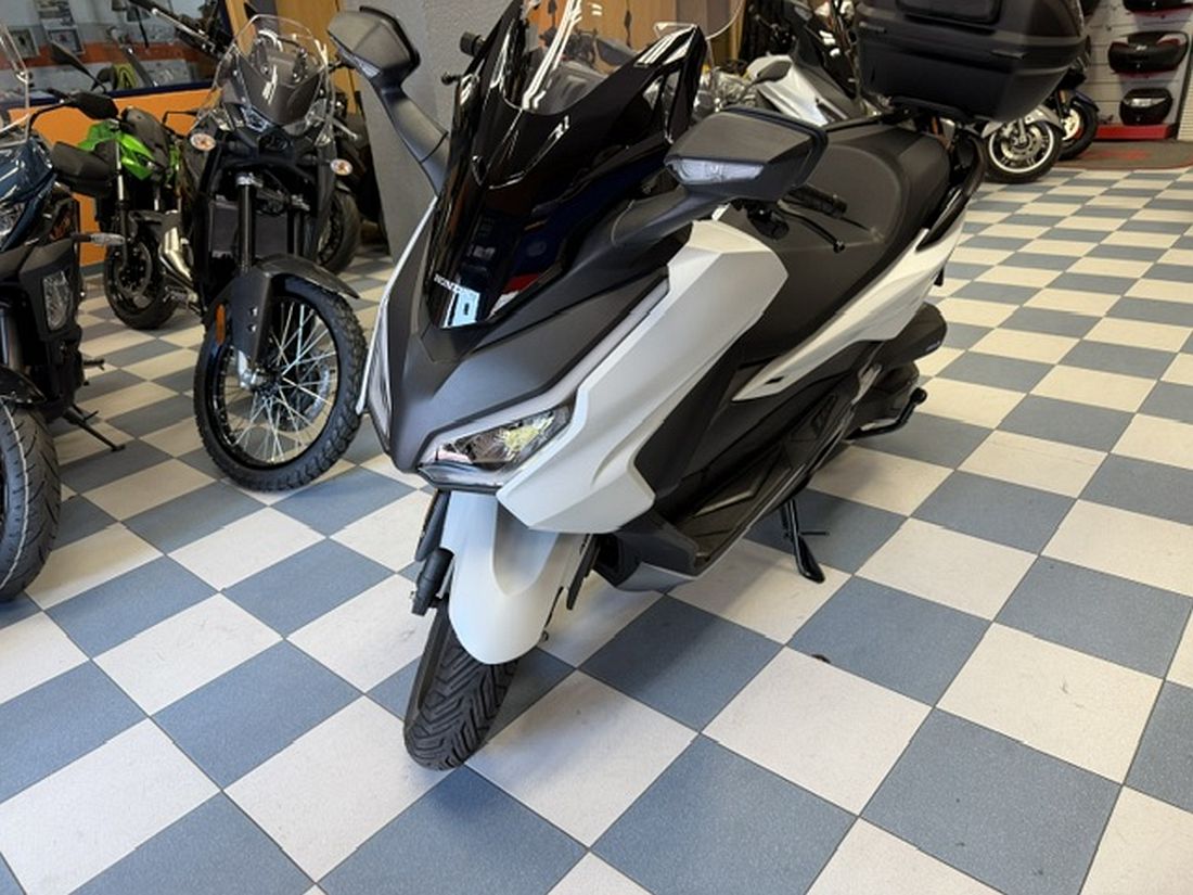 HONDA FORZA 350 HONDA FORZA 350