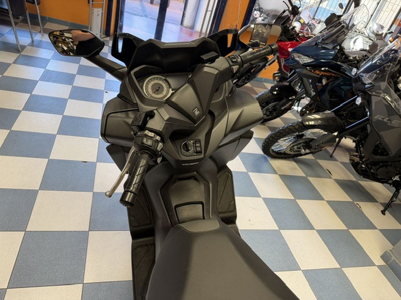 HONDA FORZA 125 HONDA FORZA 125