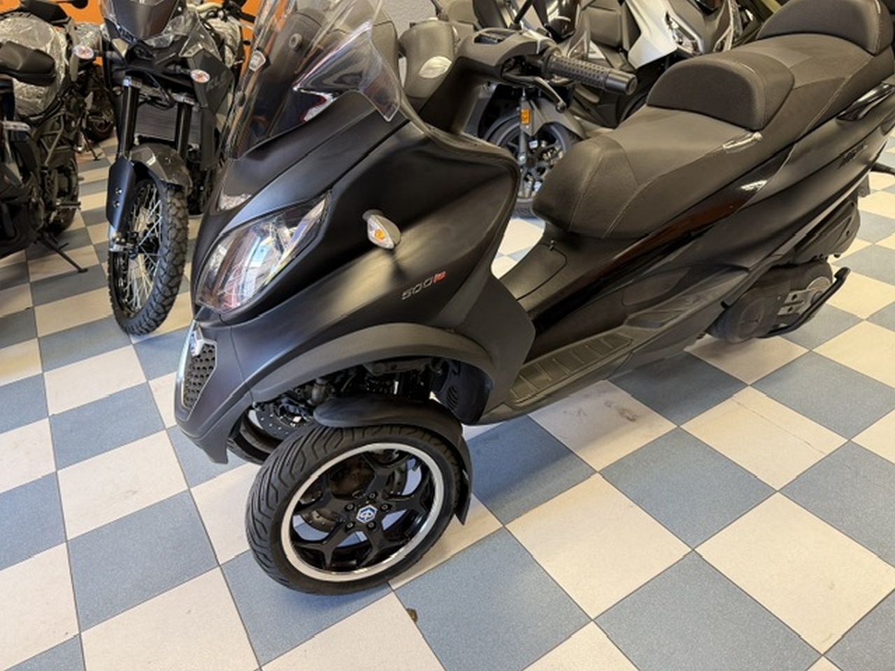 PIAGGIO MP3 LT 500 Sport PIAGGIO MP3 LT 500 Sport