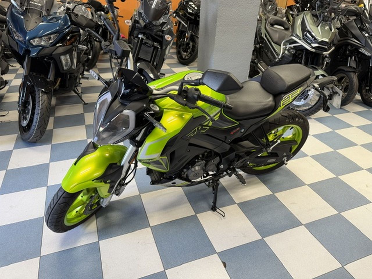 KEEWAY RKF 125 KEEWAY RKF 125