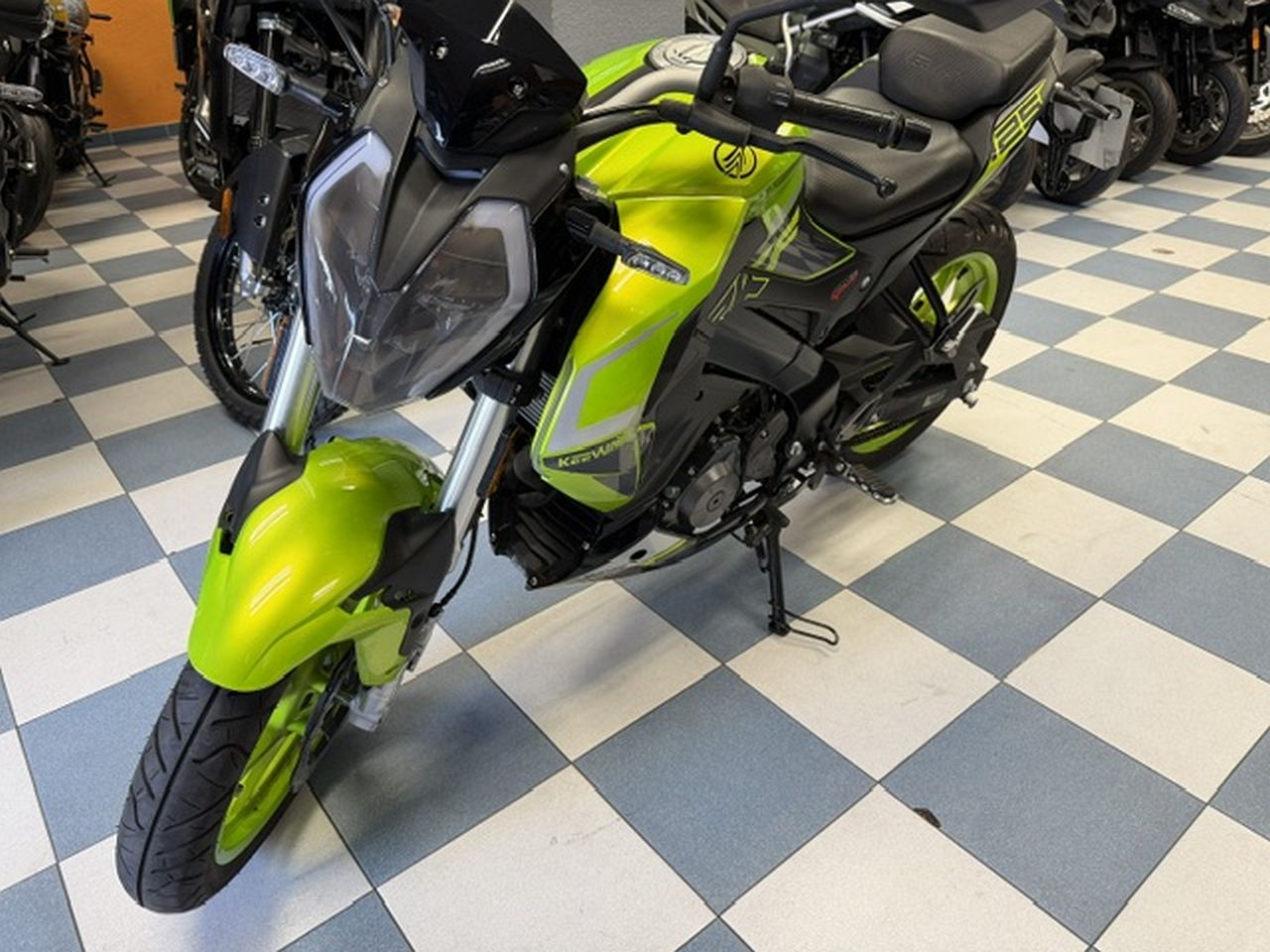 KEEWAY RKF 125 KEEWAY RKF 125