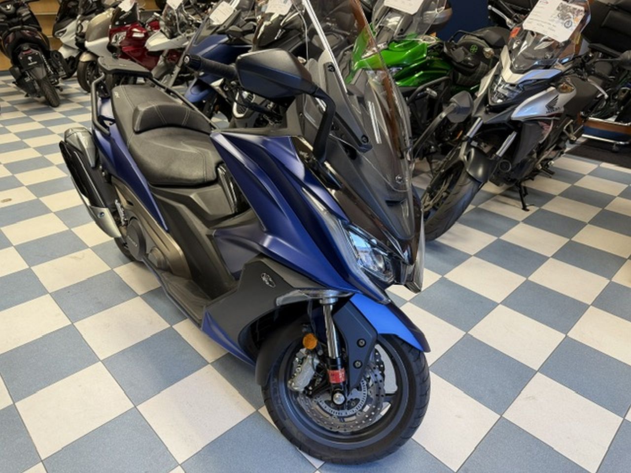 KYMCO AK550 KYMCO AK550