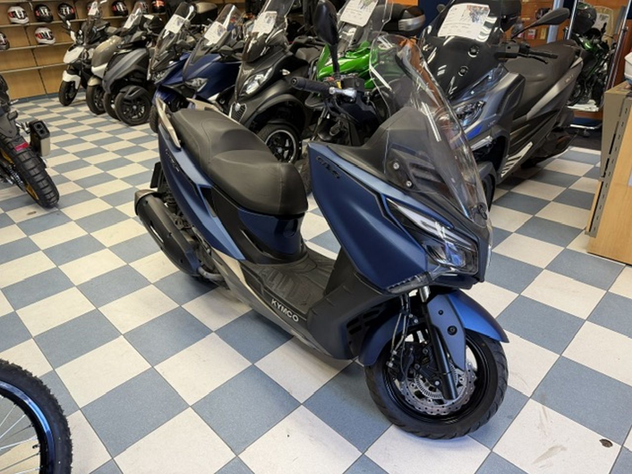 HONDA FORZA 125 HONDA FORZA 125