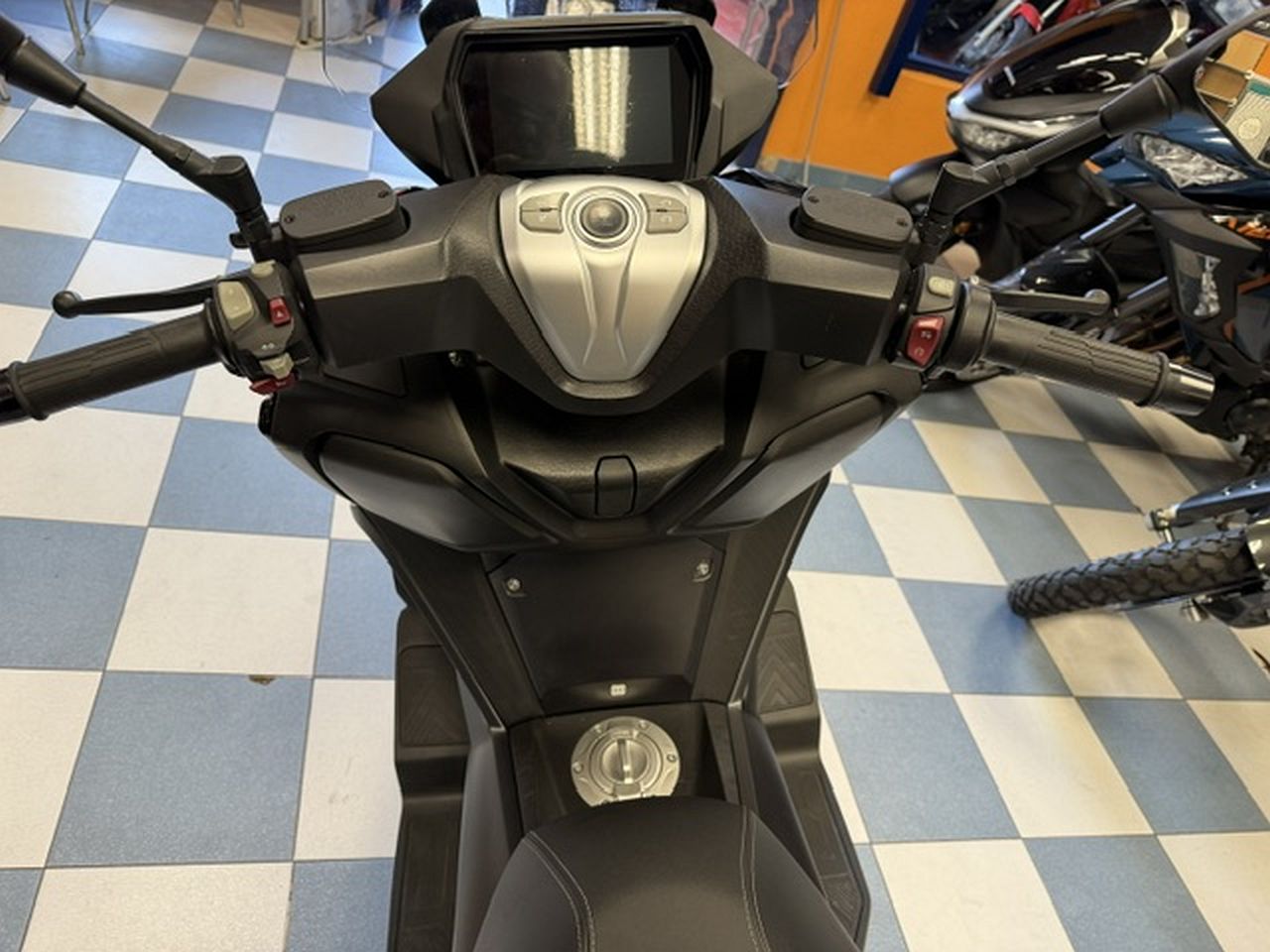 VOGE SR4 MAX T VOGE SR4 MAX T