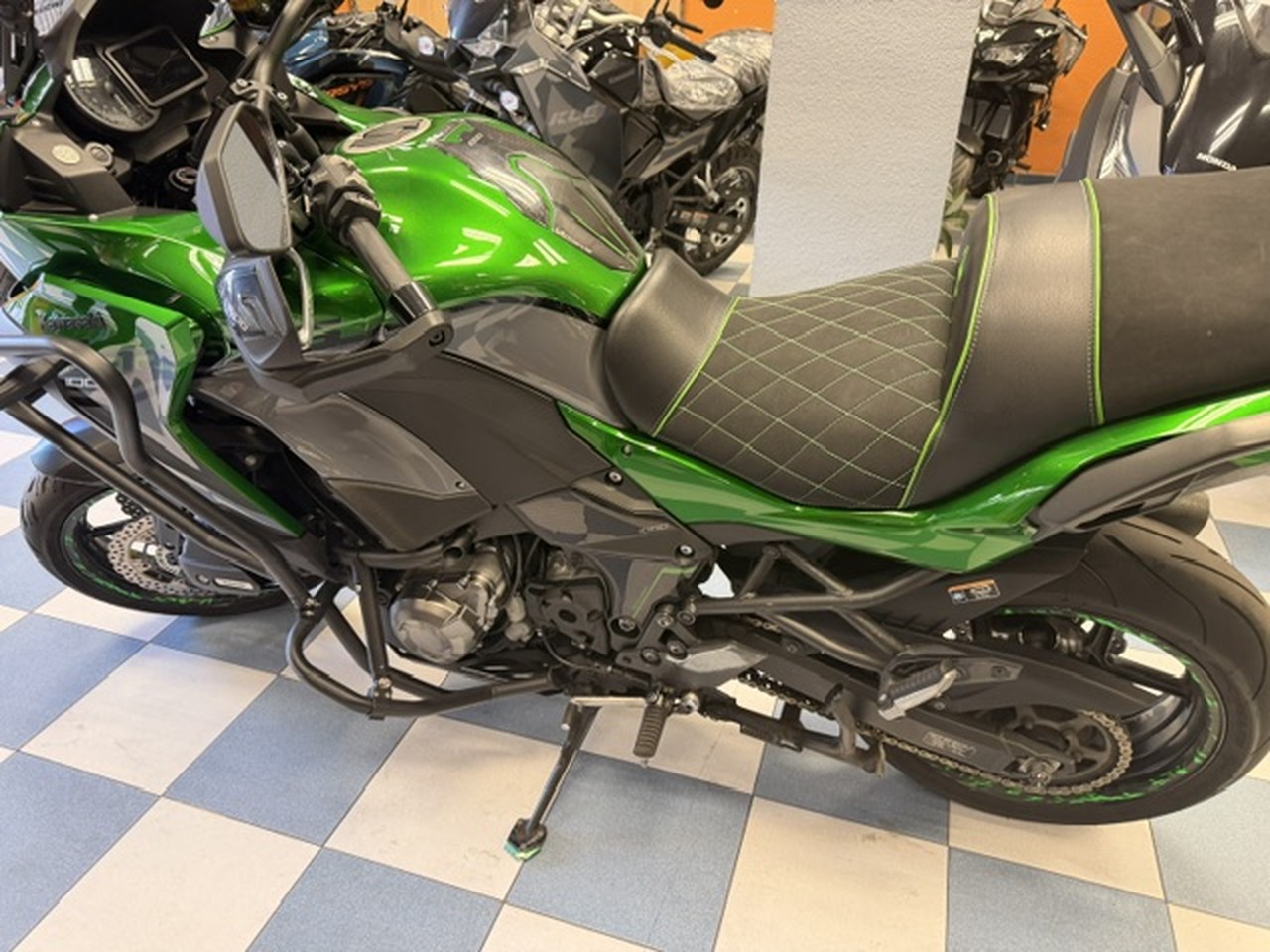 KAWASAKI Versys 1000 SE KAWASAKI Versys 1000 SE
