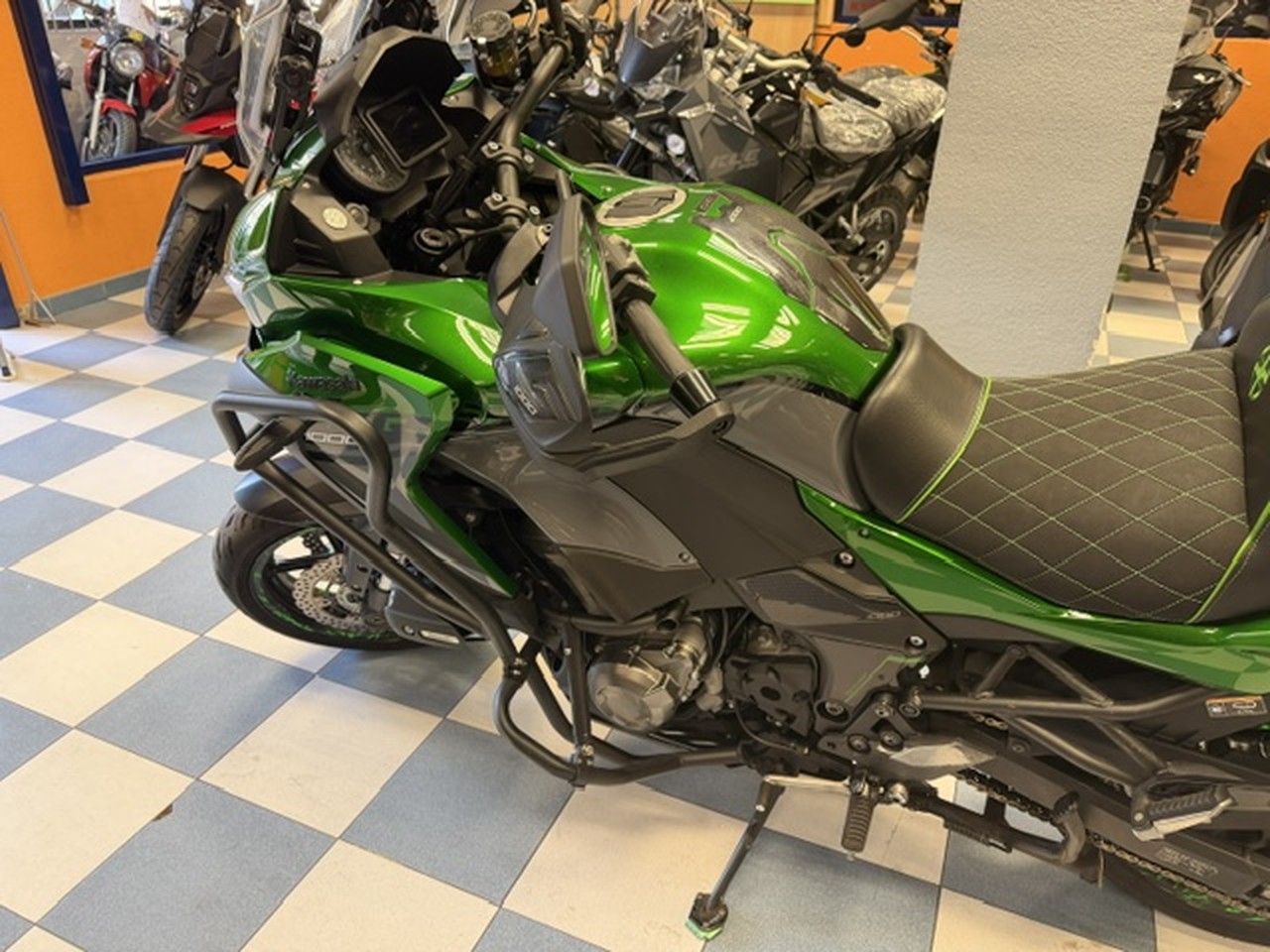 KAWASAKI Versys 1000 SE KAWASAKI Versys 1000 SE