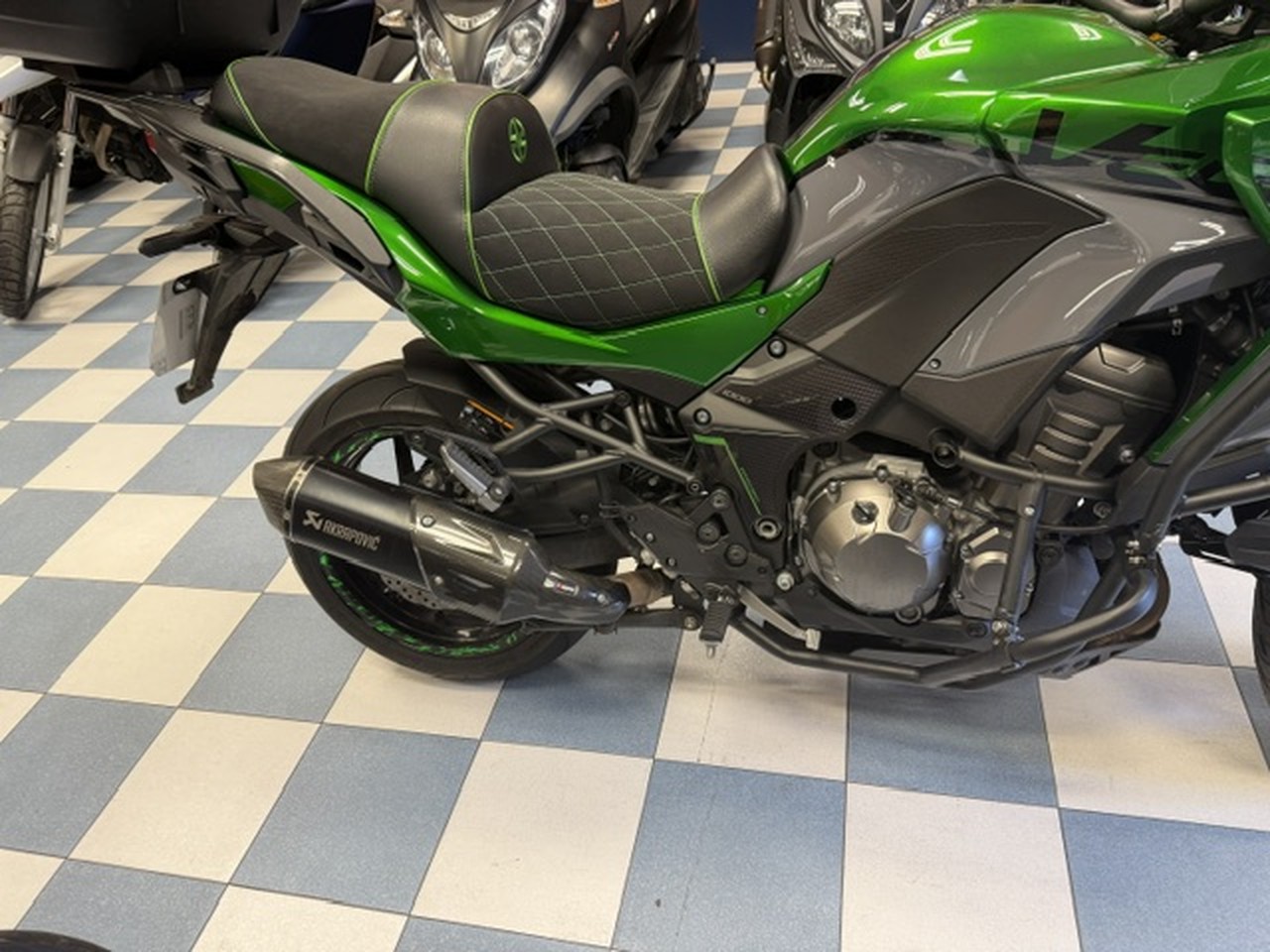 KAWASAKI Versys 1000 SE KAWASAKI Versys 1000 SE