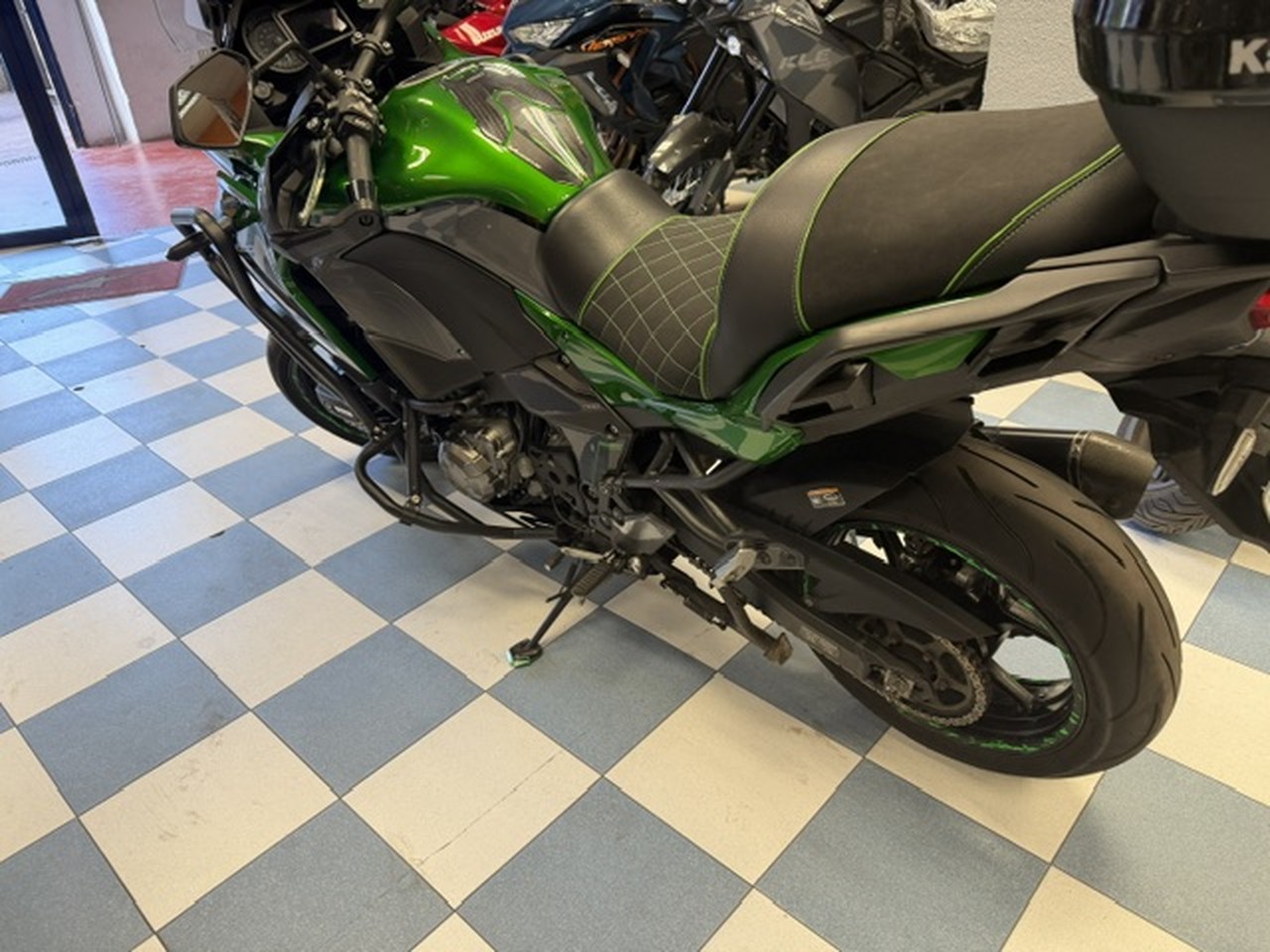 KAWASAKI Versys 1000 SE KAWASAKI Versys 1000 SE
