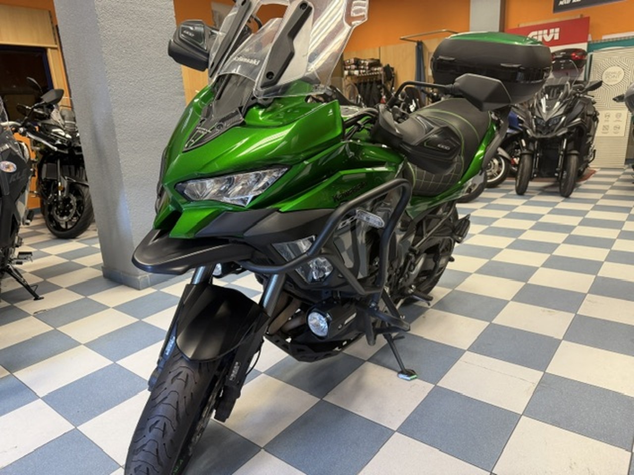 KAWASAKI Versys 1000 SE KAWASAKI Versys 1000 SE