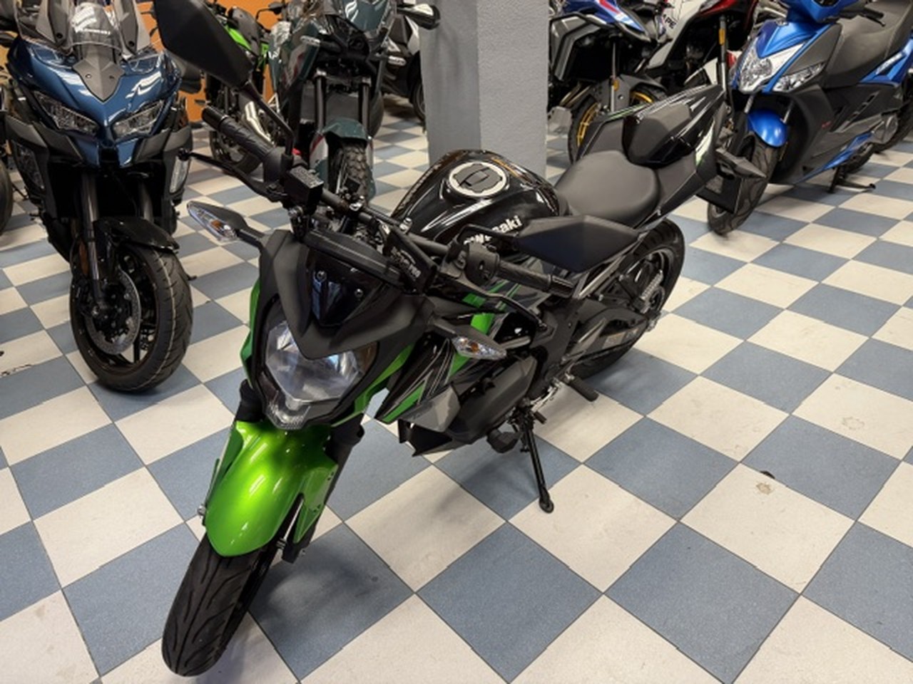 KAWASAKI Z125 Performance KAWASAKI Z125 Performance