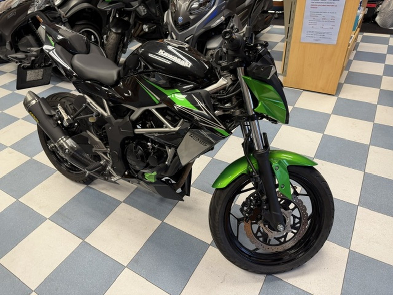 KAWASAKI Z125 Performance KAWASAKI Z125 Performance
