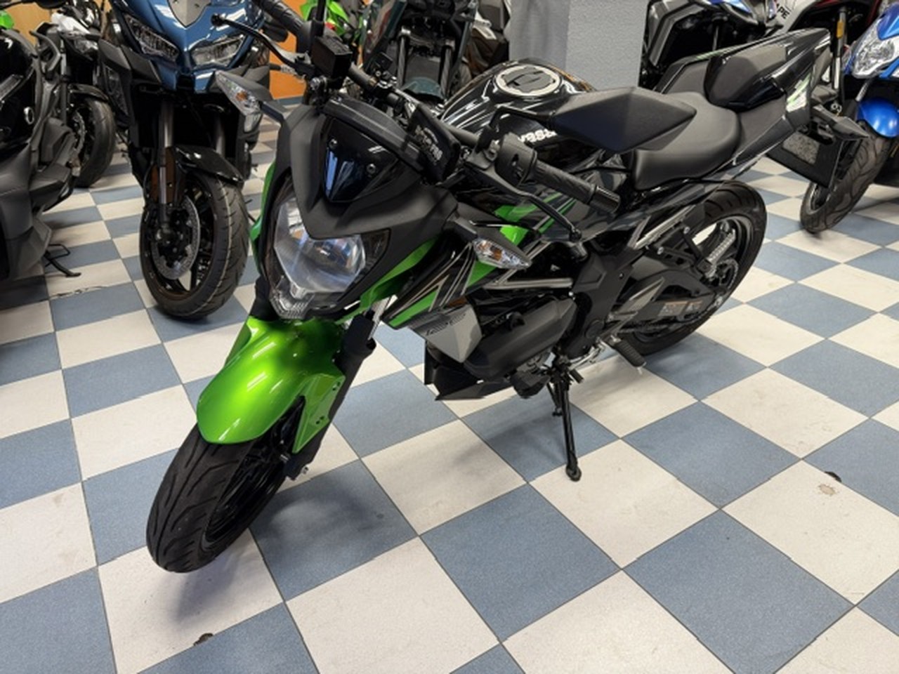 KAWASAKI Z125 Performance KAWASAKI Z125 Performance