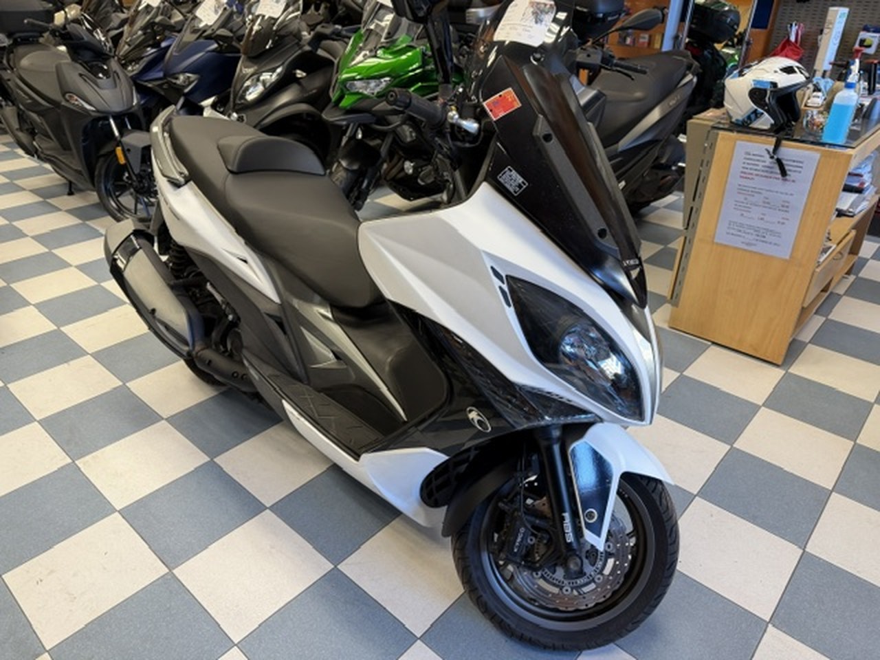 KYMCO Xciting 400 ABS KYMCO Xciting 400 ABS