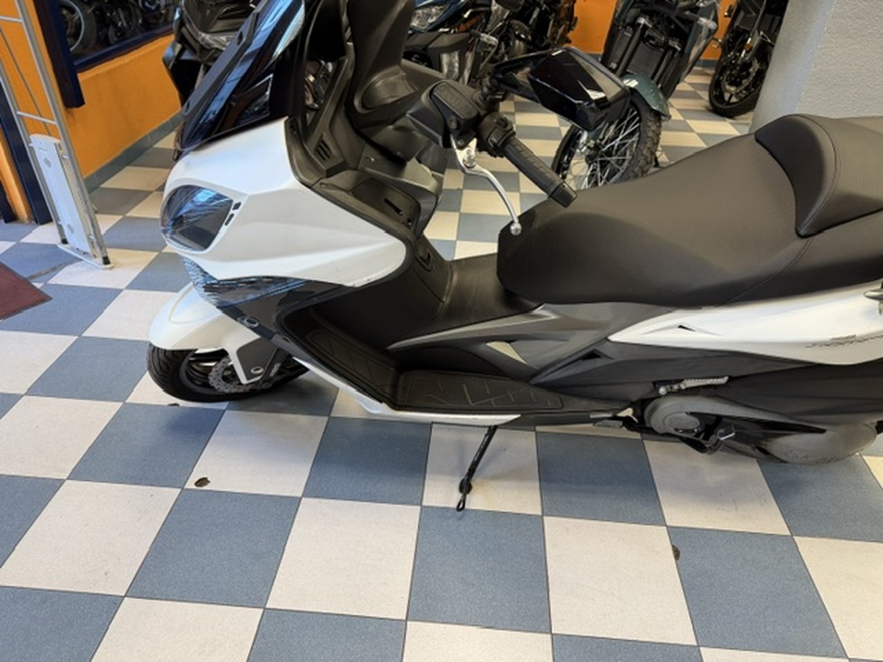 KYMCO Xciting 400 ABS KYMCO Xciting 400 ABS