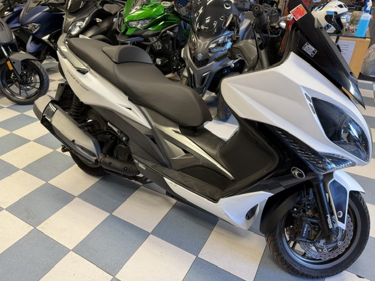 KYMCO Xciting 400 ABS KYMCO Xciting 400 ABS