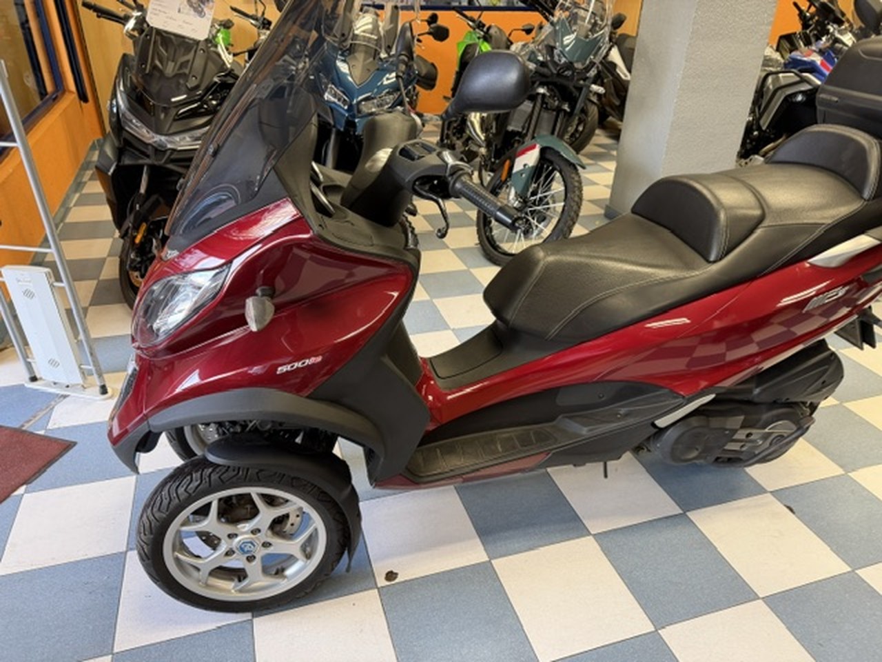 PIAGGIO MP3 500 LT ABS ASR PIAGGIO MP3 500 LT ABS ASR
