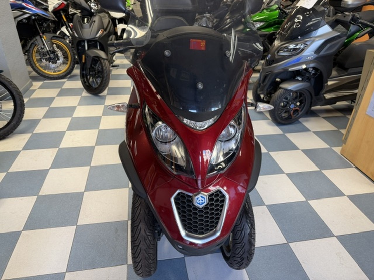 PIAGGIO MP3 500 LT ABS ASR PIAGGIO MP3 500 LT ABS ASR