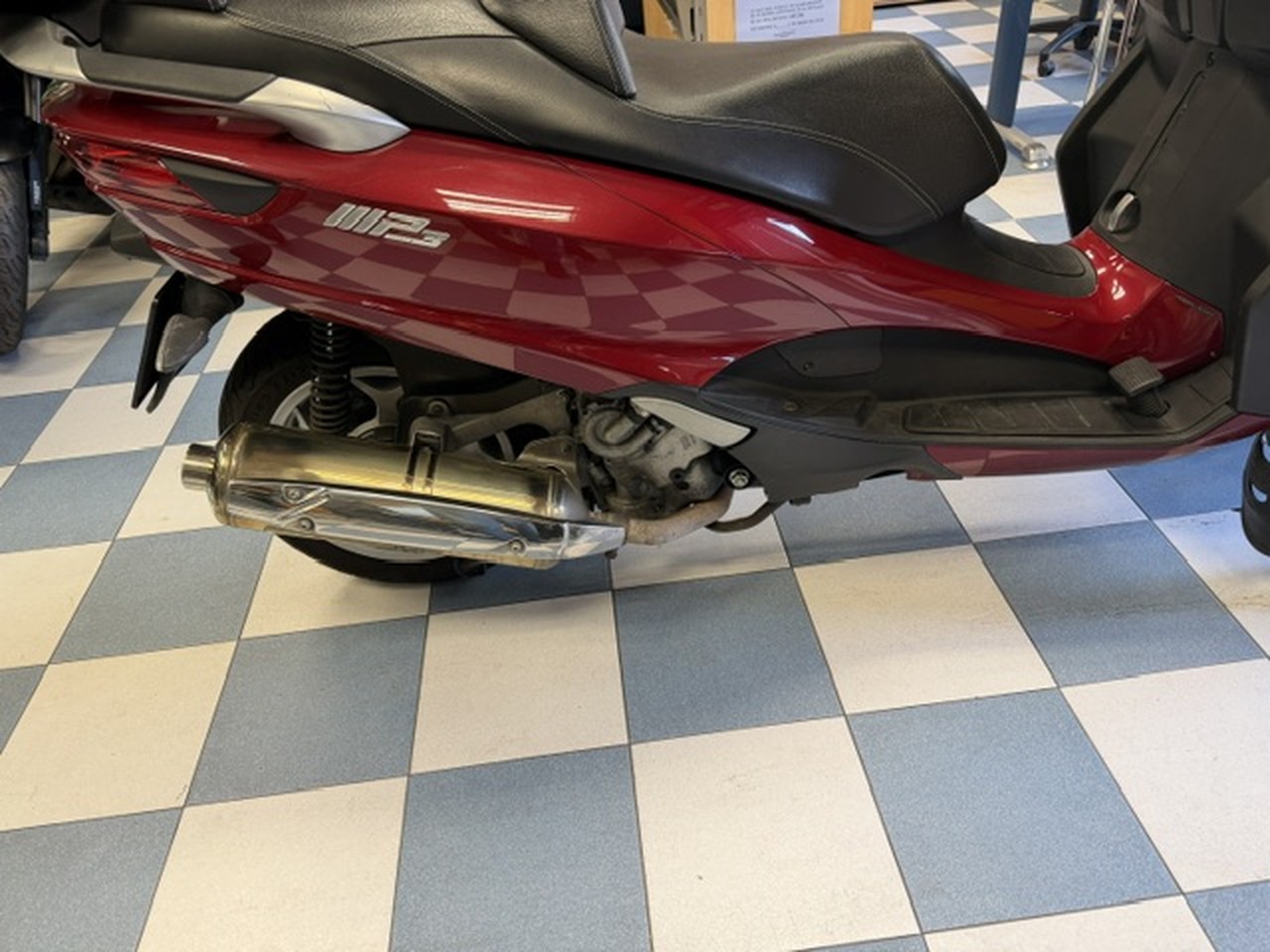 PIAGGIO MP3 500 LT ABS ASR PIAGGIO MP3 500 LT ABS ASR