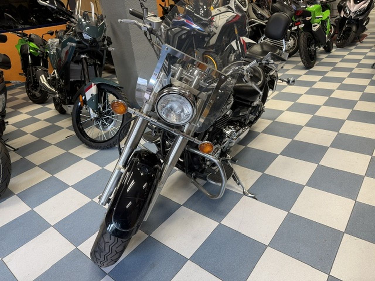 YAMAHA XVS 650 Drag Star Classic YAMAHA XVS 650 Drag Star Classic