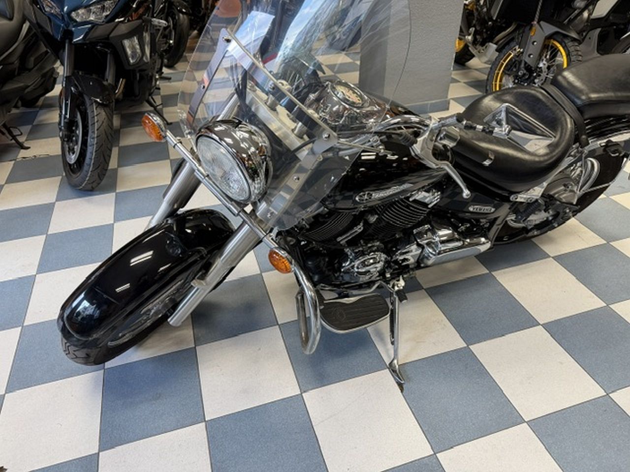 YAMAHA XVS 650 Drag Star Classic YAMAHA XVS 650 Drag Star Classic